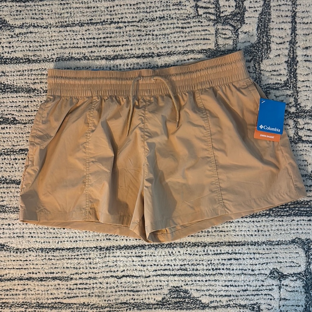 Columbia Women’s Casual Tan Shorts